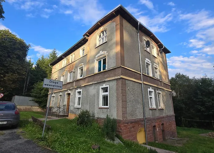 Апартаменты Z Kominkiem W Starej Kamiennicy *